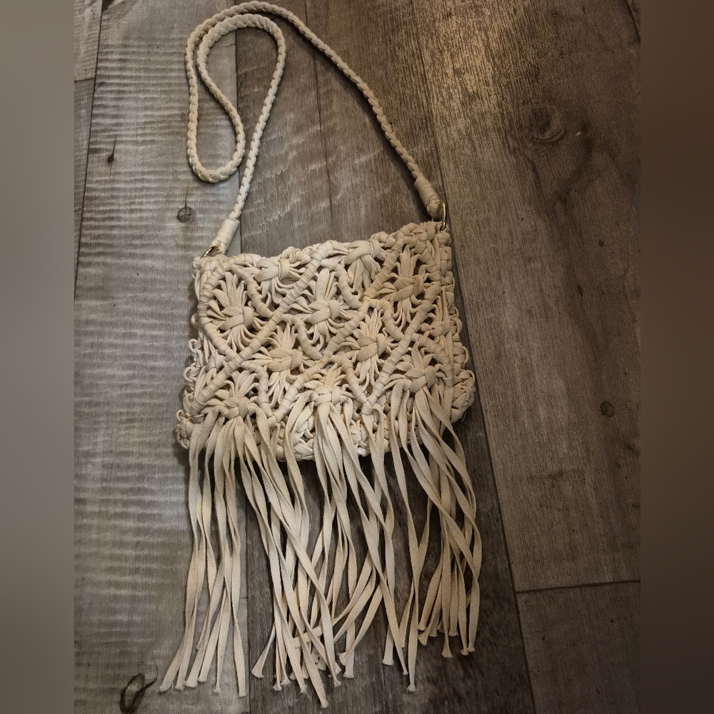 Merona Macrame Crochet Cream Boho Crossbody Bag - Picture 4 of 5